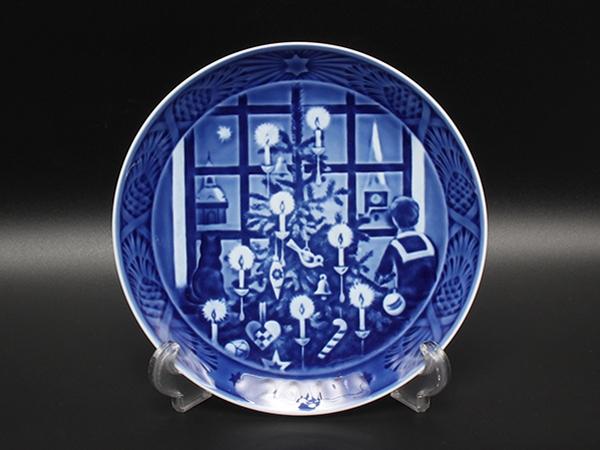 美品 Royal Copenhagen イヤープレート 飾り皿 18cm 2011 ロイヤルコペンハーゲン