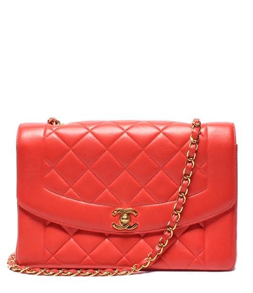 シャネル チェーンショルダーバッグ 斜め掛け ゴールド金具 ラムスキン ダイアナ25 マトラッセ レディース CHANEL