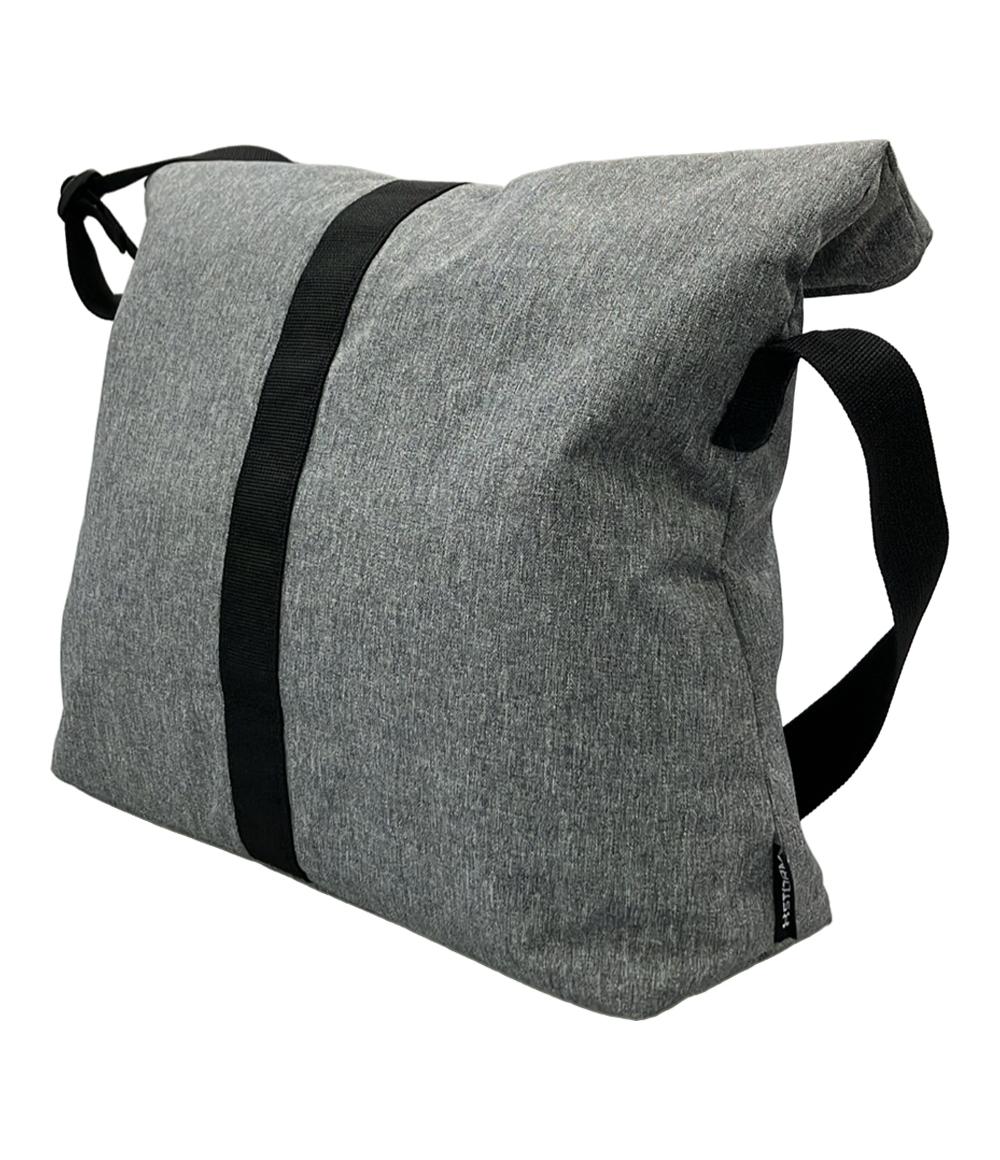 美品 UNDER ARMOUR ショルダーバッグ 斜め掛け メンズ アンダーアーマー