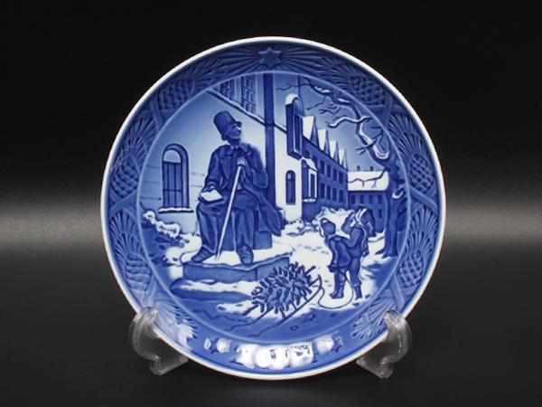 美品 Royal Copenhagen イヤープレート 飾り皿 18cm 2014 ロイヤルコペンハーゲン