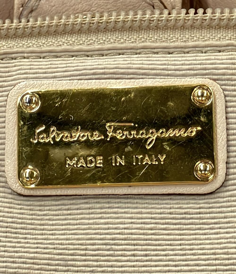 サルヴァトーレフェラガモ ハンドバッグ ヴァラ レディース Salvatore Ferragamo