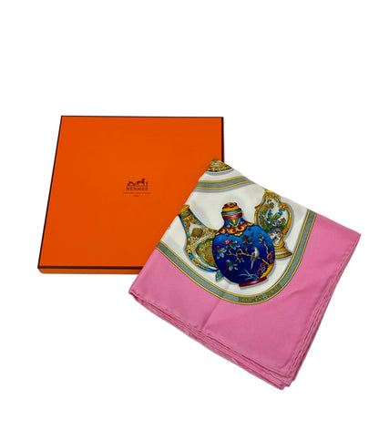 美品 HERMES スカーフ シルク100% カレ90 Qu'importe le flacon レディース エルメス