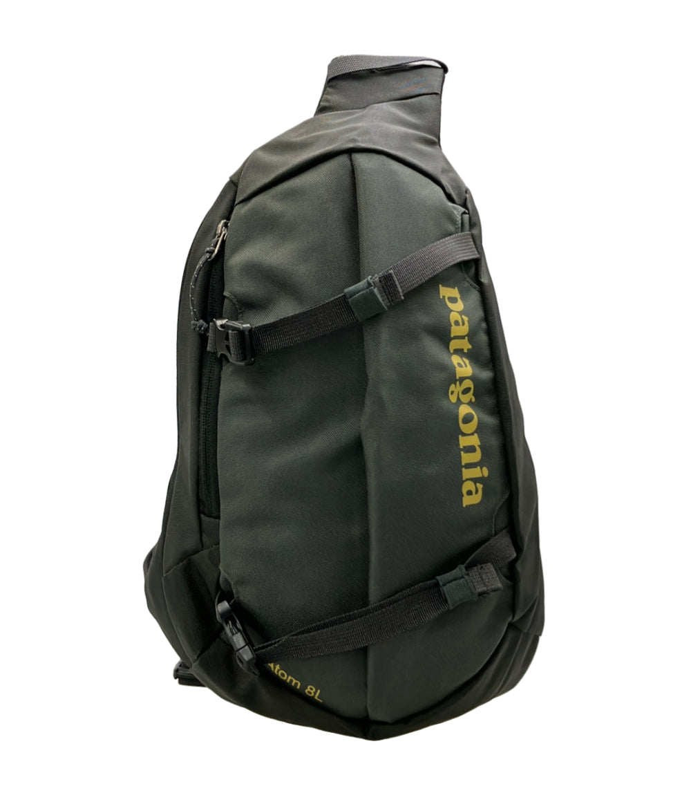 美品 patagonia ボディバッグ アトムスリング Atom Sling 8L メンズ パタゴニア