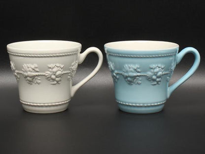 美品 WEDGWOOD マグカップ 2点セット ペア フェスティビティ ウエッジウッド