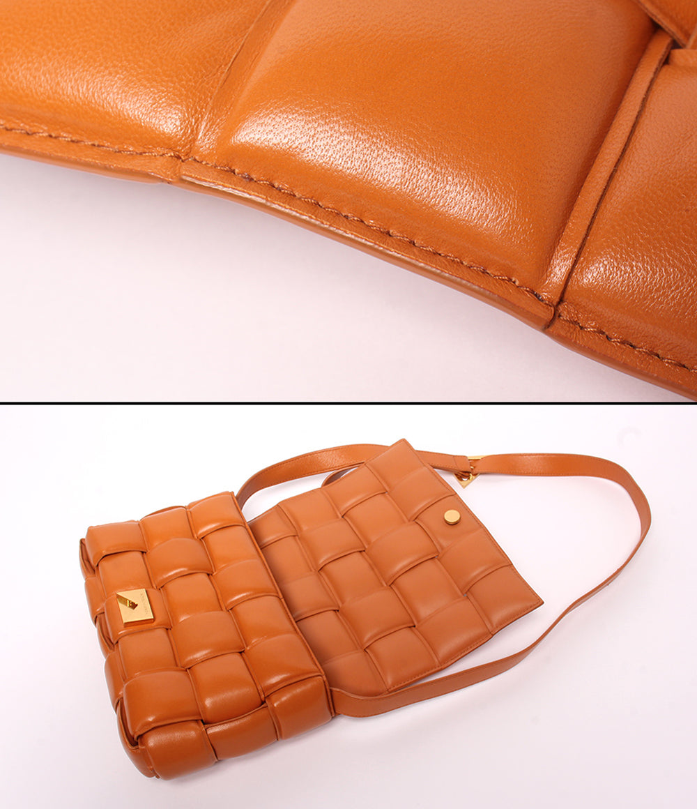 BOTTEGA VENETA ショルダーバッグ 肩掛け 斜め掛け パデットカセット イントレチャート レディース ボッテガ・ヴェネタ