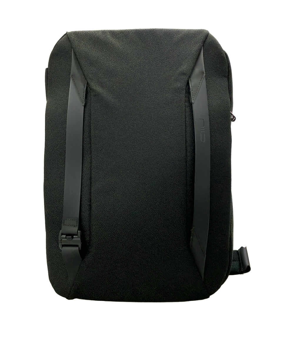美品 NIID リュック デイパック メンズ ニード