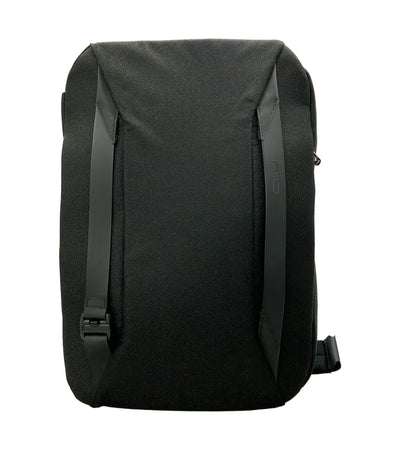 美品 NIID リュック デイパック メンズ ニード