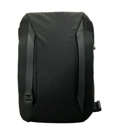 美品 NIID リュック デイパック メンズ ニード