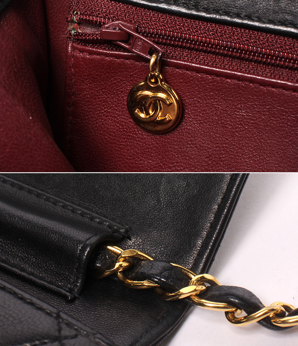 CHANEL チェーンショルダーバッグ プッシュロック ラムスキン ゴールド金具 肩掛け マトラッセ レディース シャネル