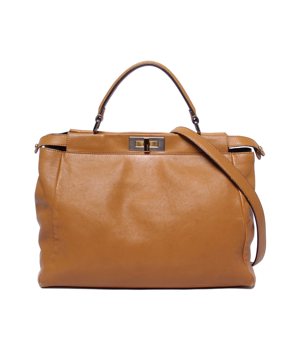 FENDI 2WAY ハンドバッグ ショルダーバッグ 肩掛け ピーカブー レディース フェンディ