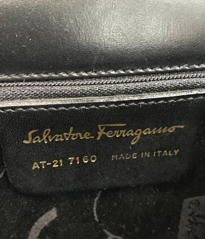 サルバトーレフェラガモ  ミニショルダーバッグ 斜め掛け  ガンチーニ    レディース   Salvatore Ferragamo