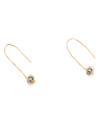 ピアス K18 ヘマタイト レディース