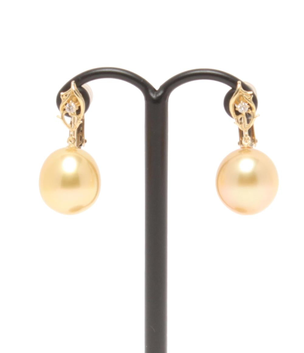 美品 イヤリング K18 パール 10.6x12mm ダイヤ 0.02ct レディース