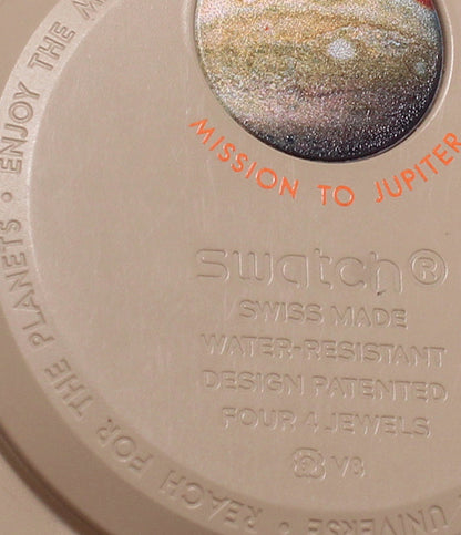 Swatch OMEGA 腕時計 MISSION TO JUPITER ミッション トゥ ジュピター バイオセラミック ムーンスウォッチ クオーツ ベージュ SO33C100 メンズ