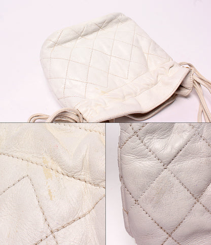 CHANEL ショルダーバッグ 肩掛け 斜め掛け ゴールド金具 1番台 巾着 マトラッセ レディース シャネル