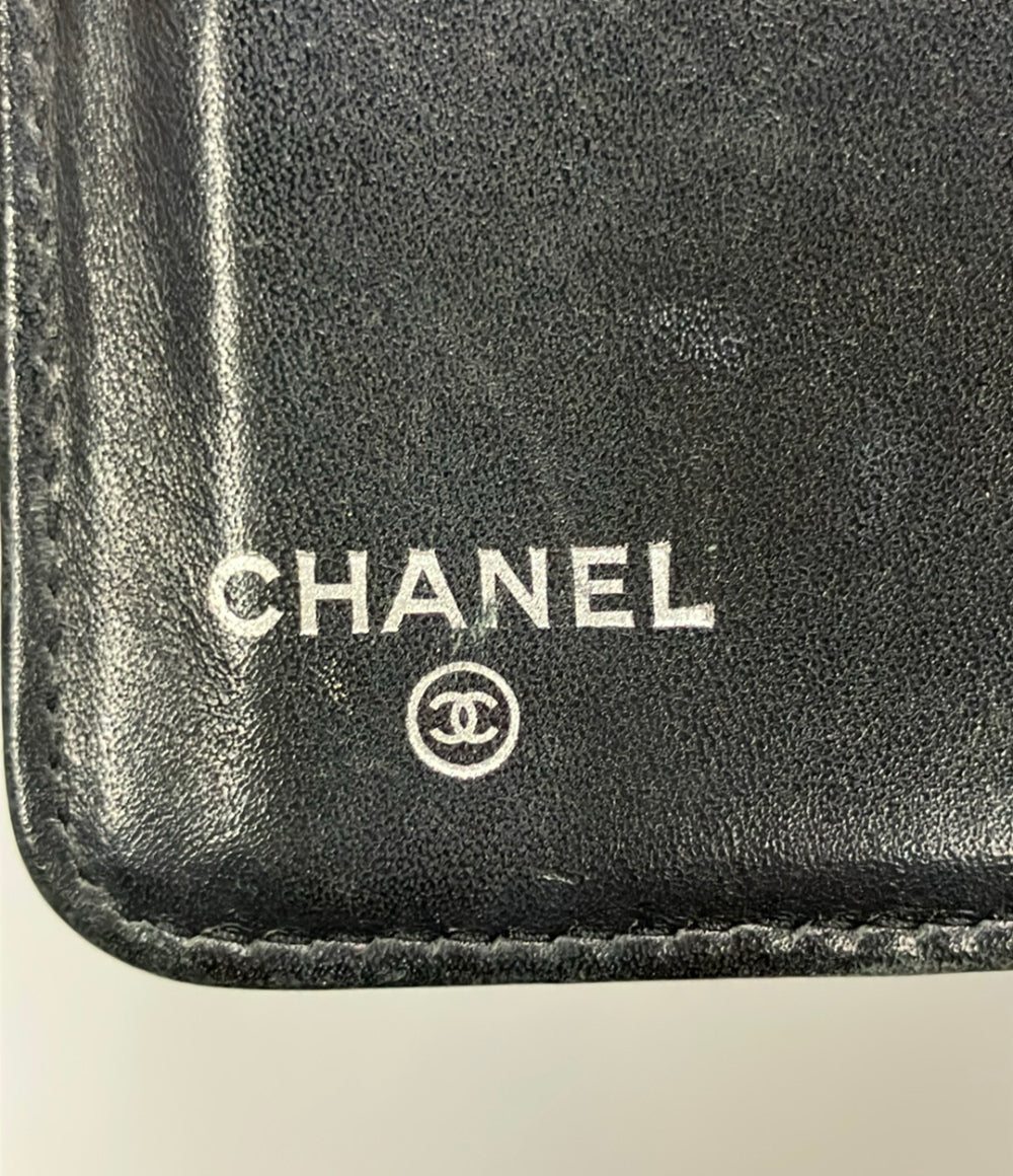 CHANEL 二つ折り財布 エナメル パテントレザー マトラッセ レディース シャネル