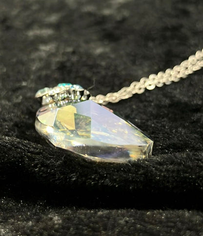 美品 スワロフスキー ネックレス しずくモチーフ レディース SWAROVSKI