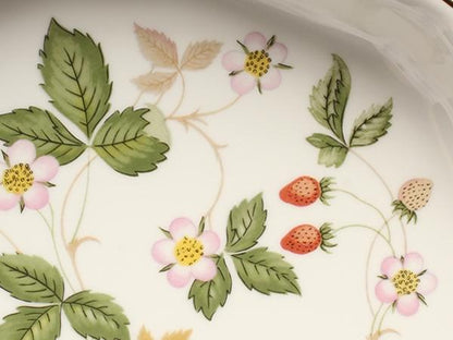 美品 ウエッジウッド オクタゴナルディッシュ 皿 24cm ワイルドストロベリー WEDGWOOD