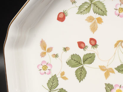 美品 WEDGWOOD オクタゴナルディッシュ 皿 25cm ワイルドストロベリー ウエッジウッド