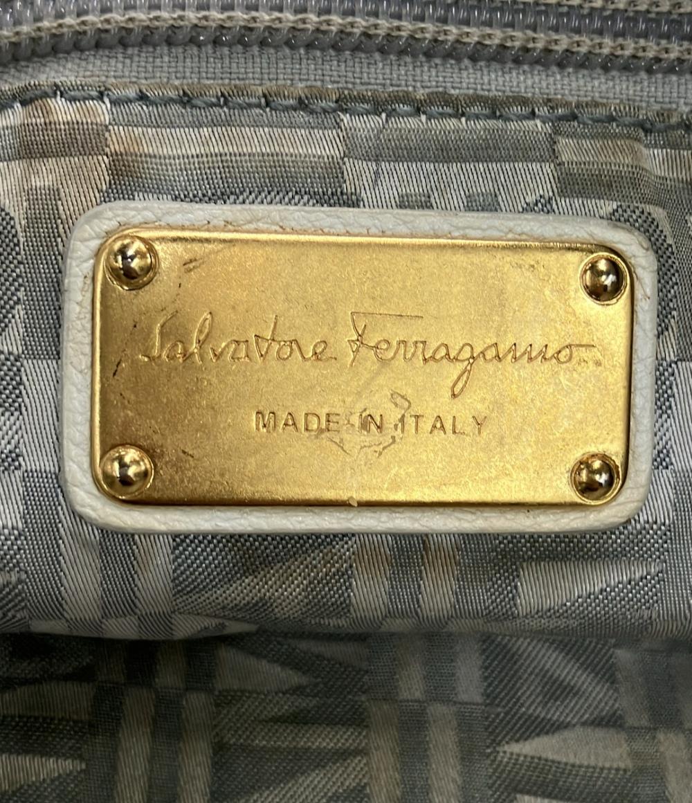 サルヴァトーレフェラガモ ショルダーバッグ 肩掛け ガンチーニ GG 21A054 レディース Salvatore Ferragamo