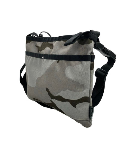 美品 CHROME ショルダーバッグ 斜め掛け メンズ クローム