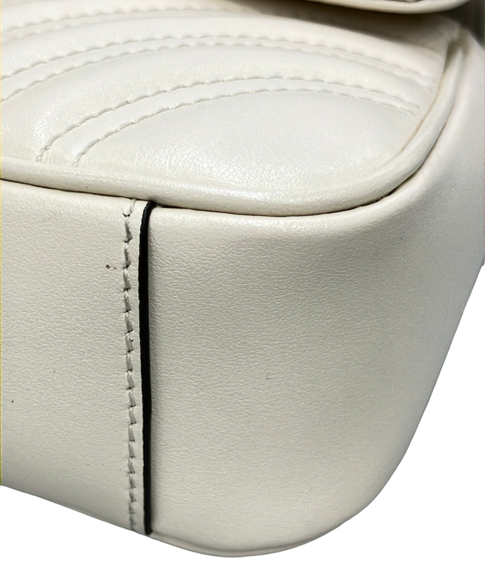 GUCCI チェーンショルダーバッグ 斜め掛け 肩掛け GGマーモント 446744