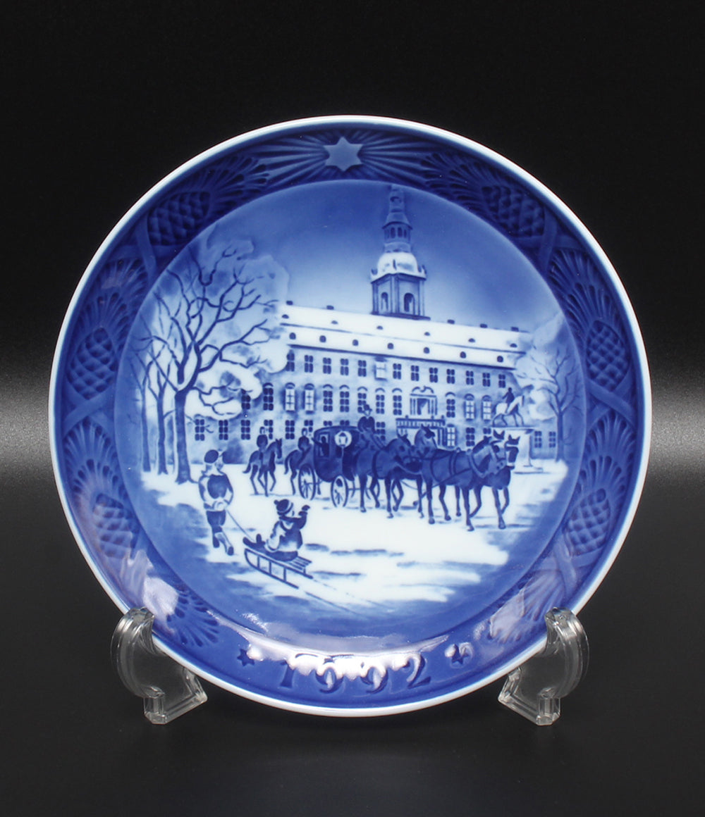 美品 Royal Copenhagen イヤープレート 飾り皿 18cm 1992 ロイヤルコペンハーゲン