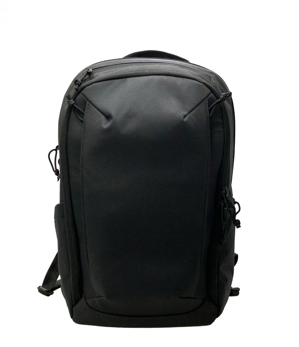 美品 ELECOM リュック 21L メンズ エレコム