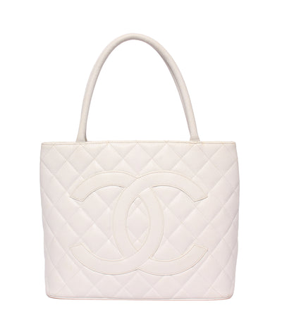 CHANEL トートバッグ ショルダーバッグ 肩掛け シルバー金具 5番台 マトラッセ レディース シャネル