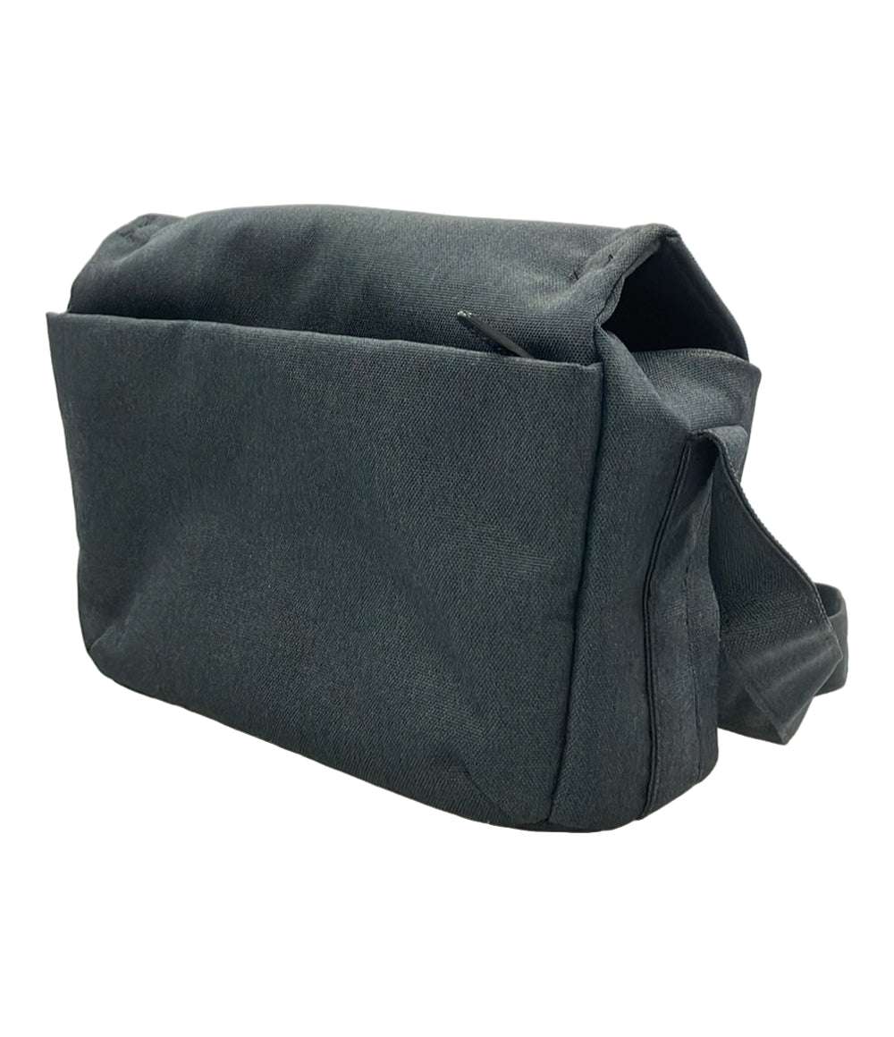 美品 ELECOM ショルダーバッグ 斜め掛け カメラバッグ 一番レフ用 メンズ エレコム