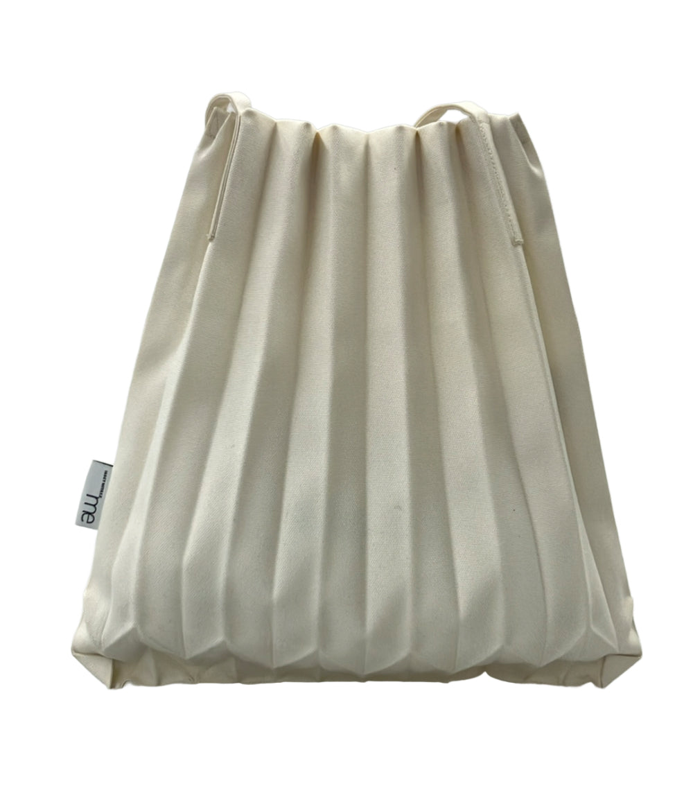 美品 me ISSEY MIYAKE ショルダーバッグ 斜め掛け プリーツ レディース
