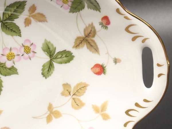美品 ウエッジウッド ウィンザートレイ 皿 19cm ワイルドストロベリー WEDGWOOD