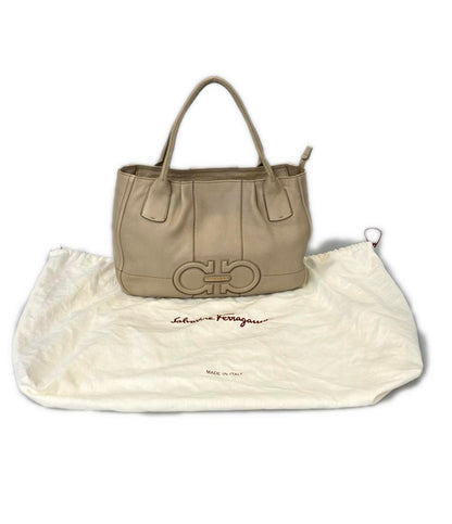 サルバトーレフェラガモ ショルダーバッグ 肩掛け ガンチーニ レディース Salvatore Ferragamo