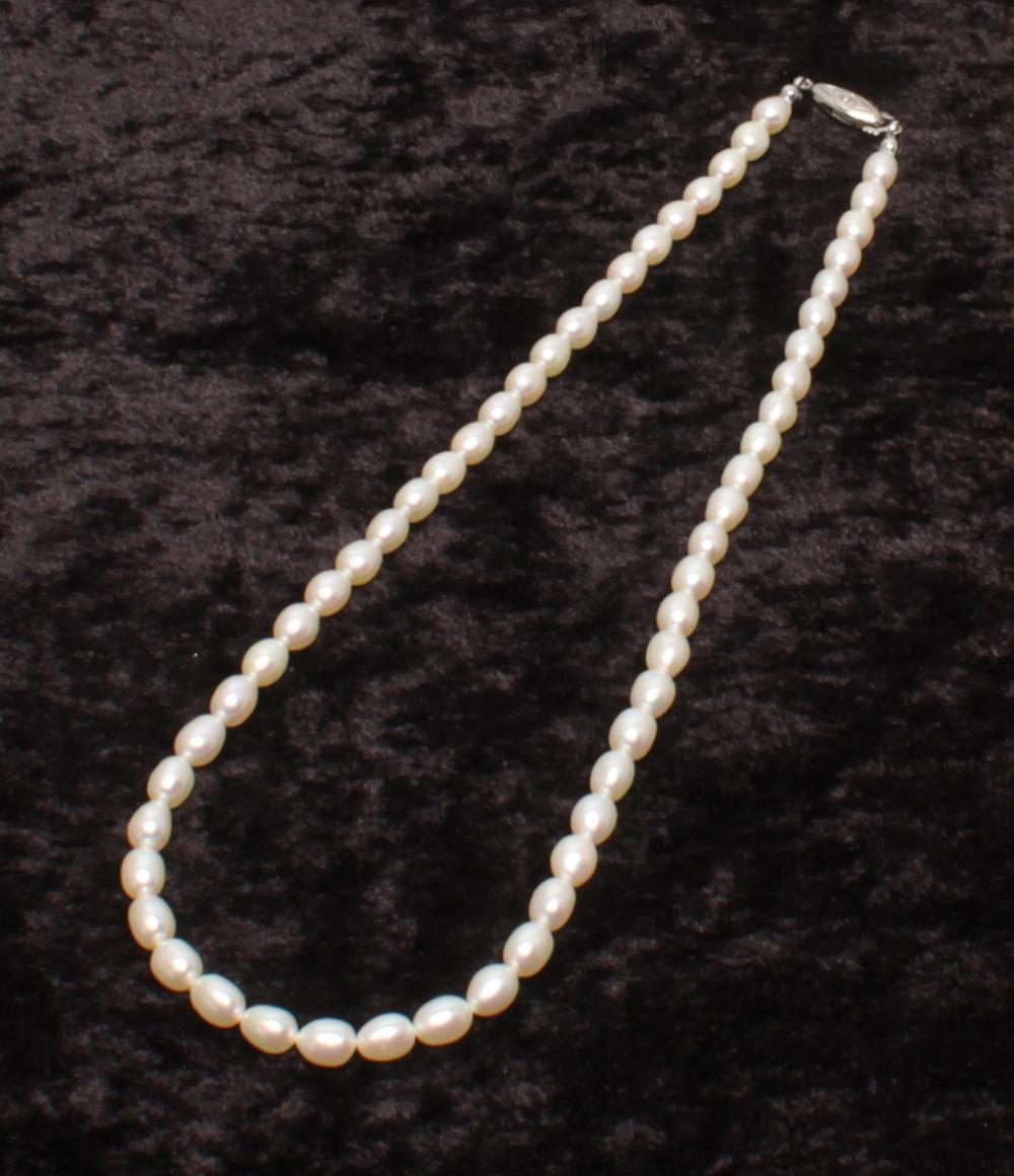 美品 ネックレス 湖水パール 3x2mm レディース