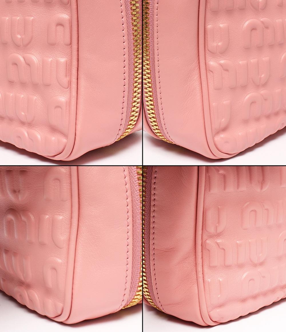 Miu Miu チェーンショルダーバッグ 肩掛け エンボスロゴ レディース ミュウ ミュウ