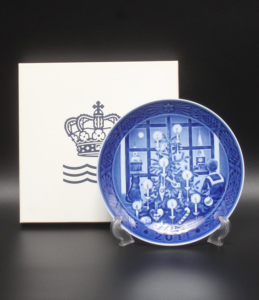 美品 Royal Copenhagen イヤープレート 飾り皿 18cm 2011 ロイヤルコペンハーゲン