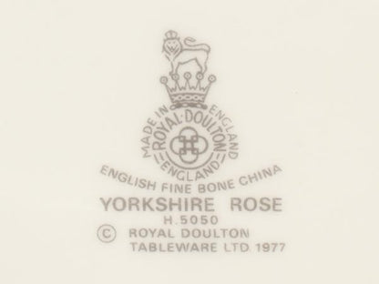 ロイヤルドルトン プレート 大皿 27cm ヨークシャーローズ ROYAL DOULTON