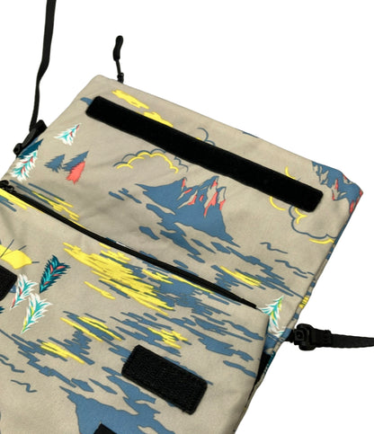 美品 KiU ショルダーバッグ 斜め掛け サコッシュ メンズ レディース キウ