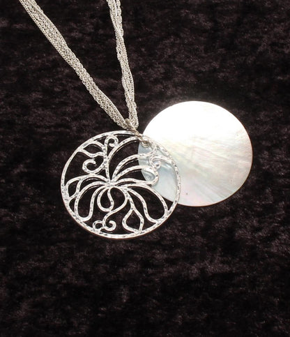 Laura Ashley 5連ネックレス シェル レディース ローラアシュレイ