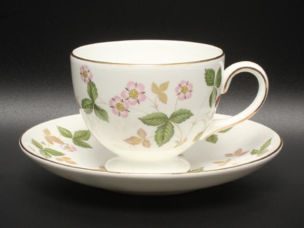 美品 WEDGWOOD カップ＆ソーサー 5客セット ワイルドストロベリー