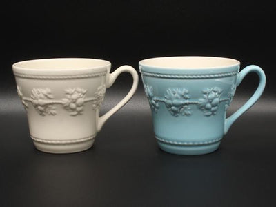 美品 WEDGWOOD マグカップ 2点セット ペア フェスティビティ アイボリー ブルー ウェッジウッド