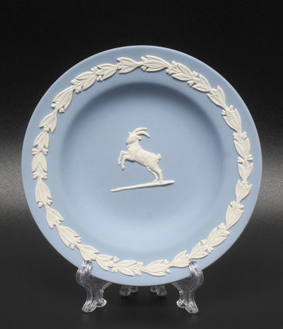 WEDGWOOD ピンディッシュ 小物入れ 皿 11cm ジャスパー 星座リリーフ 山羊座 ウェッジウッド