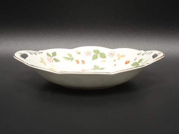 美品 ウエッジウッド ウィンザートレイ 皿 20cm ワイルドストロベリー WEDGWOOD