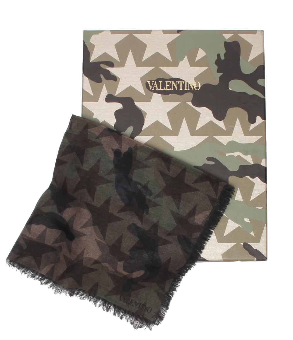 VALENTINO ヴァレンティノ スターカモフラージュ柄シルクストール 美品 VALENTINO スカーフ カモフラ柄 星柄 レディース メンズ
