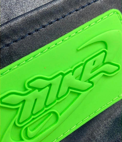 美品 ナイキ ショルダーバッグ 斜め掛け レディース NIKE