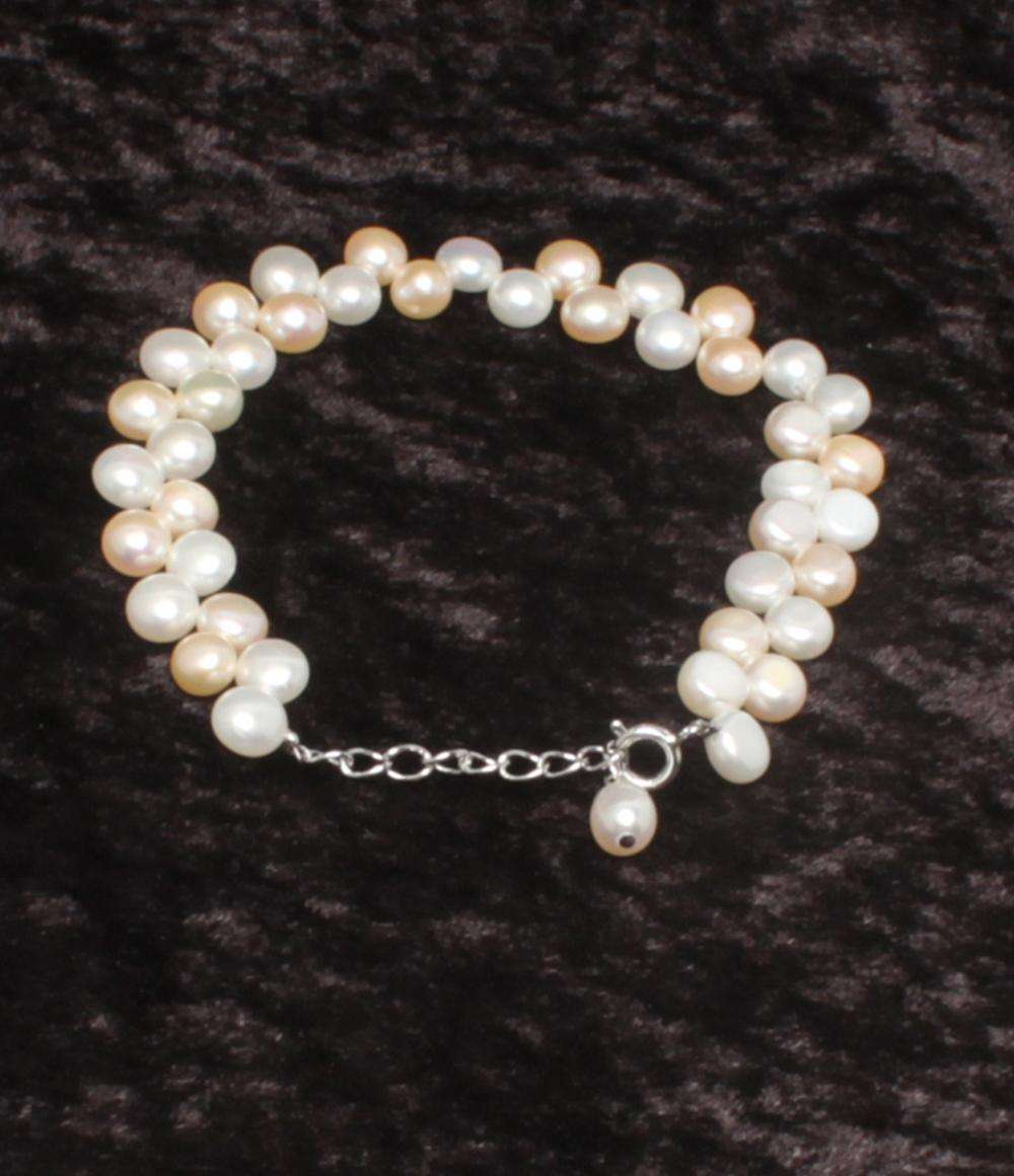 美品 ブレスレット SV925 ボタンパール 6mm レディース