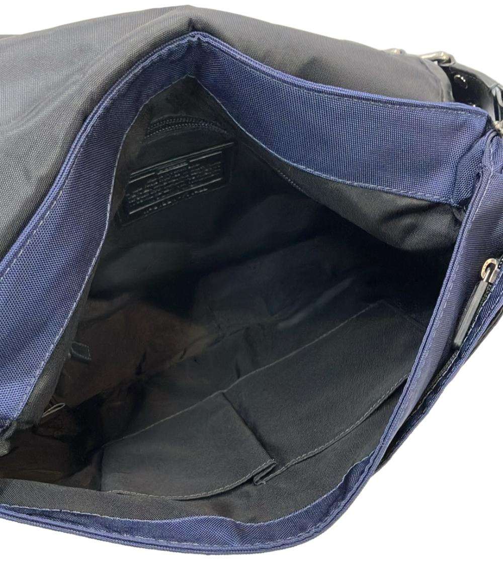 美品 コーチ ショルダーバッグ メッセンジャーバッグ 斜め掛け F70422 メンズ COACH