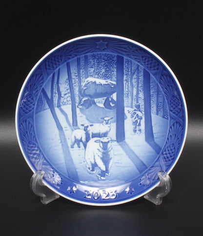 美品 Royal Copenhagen イヤープレート 飾り皿 18cm 2023 ロイヤルコペンハーゲン