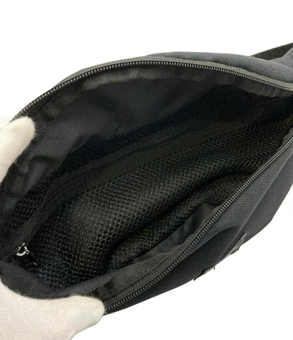 美品 NIKE ボディバッグ メンズ ナイキ