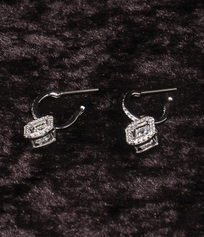美品 SWAROVSKI ピアス レディース スワロフスキー